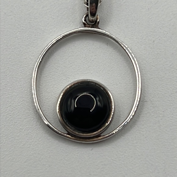 SUNSTONE IMPORTS STERLING SILVER AND ONYX NECKLACE 18” - Picture 7 of 7